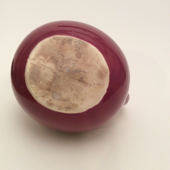 Vintage Maroon Ball Pitcher by Hall - Picture 5 of 5